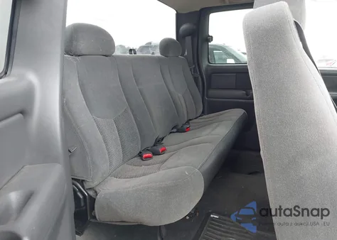 2003 Chevrolet Silverado 1500 Ls из США, поврежденный, VIN 2GCEC19VX31359737